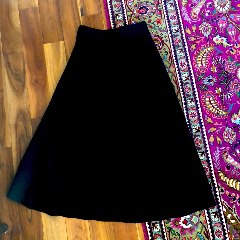 Black midi school skirt